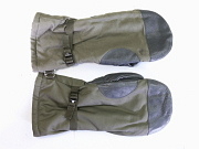 Show product details for German Military Mitten
