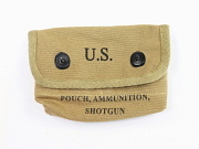 Show product details for US WW2 Shot Gun Ammunition Pouch Reproduction