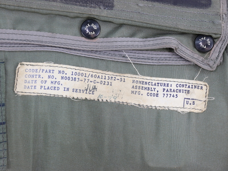 US Military NB-8 Parachute Dated 1977 #4041